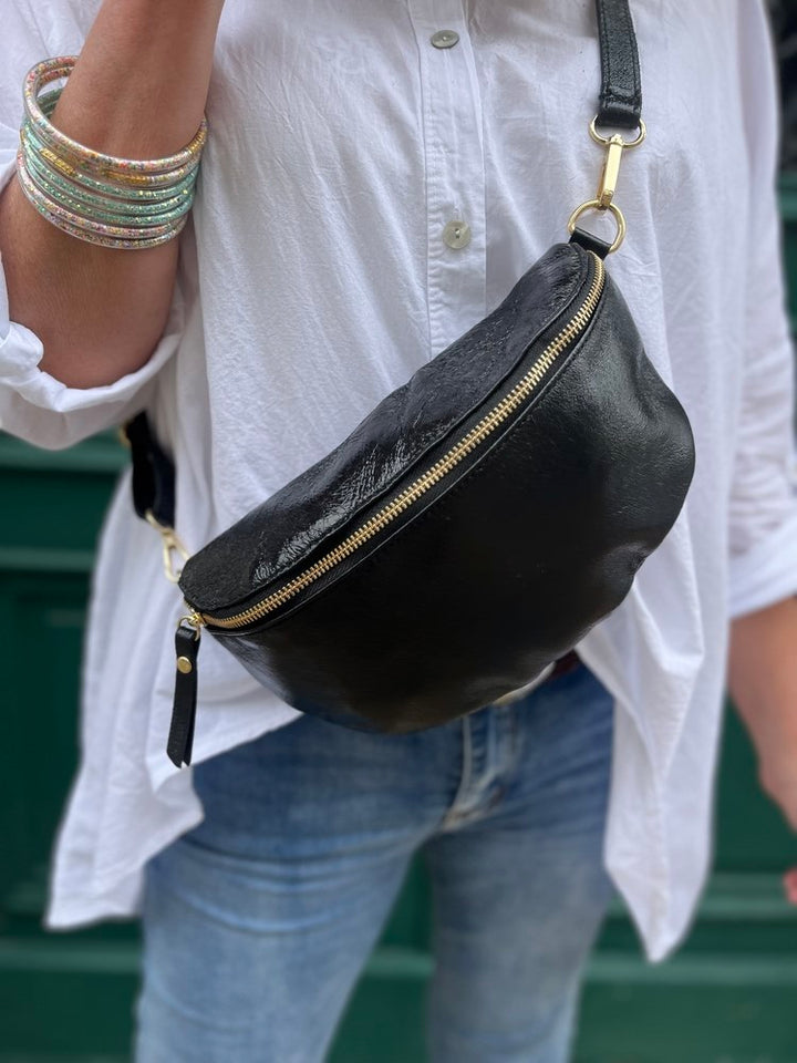 Banane Tosca M/L en cuir noir Boutique Route du Sud